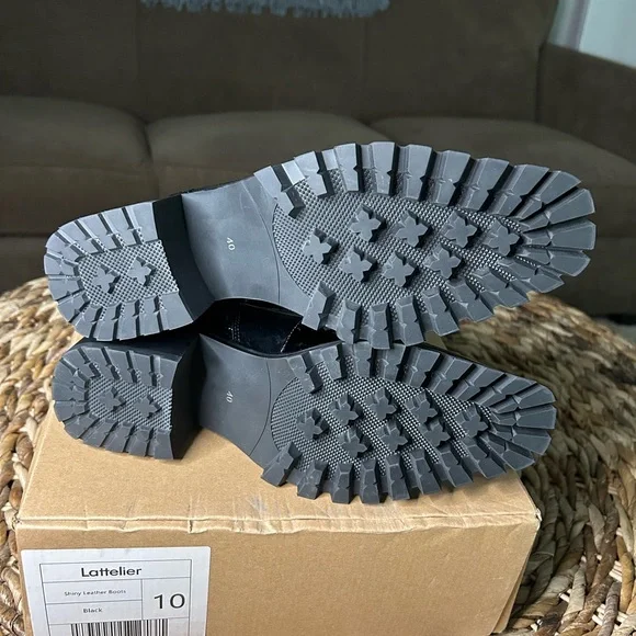 Lattelier Black Patent Leather Women's Lug Sole Boots - Picture 6 of 7